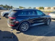 ✅ 2022 Lincoln Corsair Standard • VIN: 5LMCJ1C93NUL24031 • Lot: 87461155. Wystawiony na Copart z przebiegiem 32 686 mil. Bezpłatny archiwum sprzedaży aukcyjnych z USA i szczegółowy raport historii pojazdu na DreamBid. Zdjęcie 3.