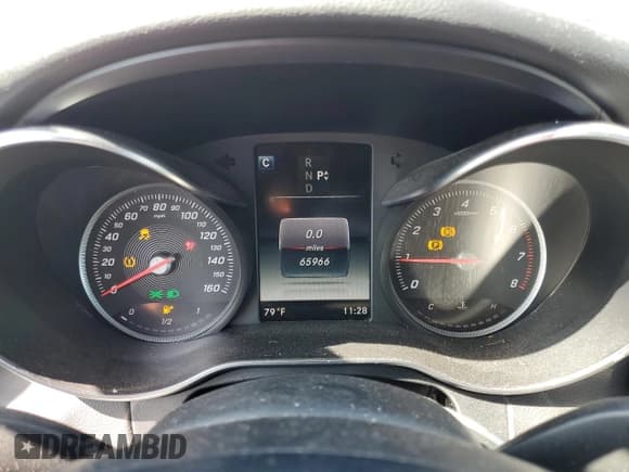 ✅ 2018 Mercedes-Benz C 300 • VIN: 55SWF4JBXJU269642 • Lot: 81844385. Listed on Copart with 65,966 mi. Free auction sales archive from the USA and detailed vehicle history report at DreamBid. Image 9.