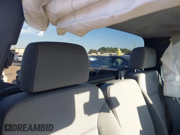 ✅ 2018 Chevrolet Silverado 1500 Work Truck • VIN: 1GCNCNEC1JZ291411 • Лот: 43632670. Опубликован ранее на IAAI с пробегом 93 335 миль. Бесплатный доступ к архиву аукционных продаж из США и подробный отчёт об истории автомобиля на DreamBid. Изображение 8.