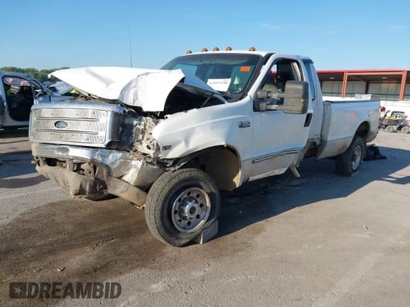✅ 1999 Ford F-250 XL • VIN: 1FTNX21F8XEA74702 • Lot: 43097148. Wystawiony na IAAI z przebiegiem 144 963 mil. Bezpłatny archiwum sprzedaży aukcyjnych z USA i szczegółowy raport historii pojazdu na DreamBid. Zdjęcie 2.
