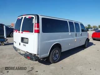 ✅ 2015 Chevrolet Express Passenger 1LS • VIN: 1GAZGZFG0F1156773 • Лот: 43567680. Опубликован ранее на IAAI с пробегом 198 793 миль. Бесплатный доступ к архиву аукционных продаж из США и подробный отчёт об истории автомобиля на DreamBid. Изображение 4.