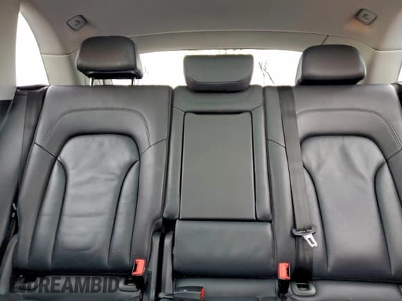 ✅ 2017 Audi Q5 Premium Plus • VIN: WA1L2AFP3HA020826 • Lot: 94099825. Wystawiony na Copart z przebiegiem 108 605 mil. Bezpłatny archiwum sprzedaży aukcyjnych z USA i szczegółowy raport historii pojazdu na DreamBid. Zdjęcie 10.