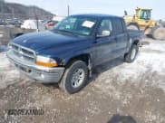 ✅ 2004 Dodge Dakota SLT • VIN: 1D7HG48N24S680151 • Lot: 41620040. Wystawiony na IAAI z przebiegiem 96 447 mil. Bezpłatny archiwum sprzedaży aukcyjnych z USA i szczegółowy raport historii pojazdu na DreamBid. Zdjęcie 2.