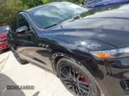 ✅ 2019 Maserati Levante • VIN: ZN661XUAXKX323919 • Lot: 42484880. Wystawiony na IAAI z przebiegiem 71 024 mil. Bezpłatny archiwum sprzedaży aukcyjnych z USA i szczegółowy raport historii pojazdu na DreamBid. Zdjęcie 13.