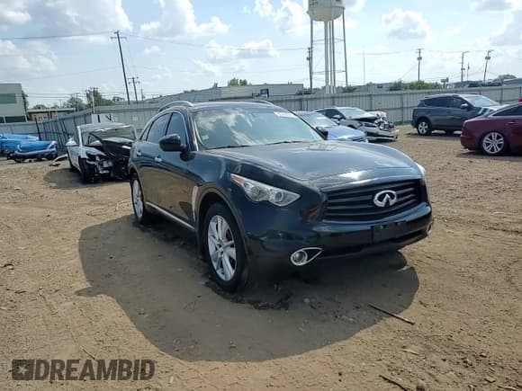 ✅ 2015 Infiniti QX70 • VIN: JN8CS1MWXFM483160 • Lot: 67914015. Listed on Copart with 80,132 mi. Free auction sales archive from the USA and detailed vehicle history report at DreamBid. Image 14.