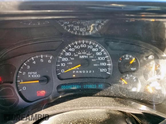 ✅ 2006 Chevrolet Silverado 1500 LT1 • VIN: 1GCEC19T86Z130760 • Лот: 45917125. Опубликован ранее на Copart с пробегом 179 023 миль. Бесплатный доступ к архиву аукционных продаж из США и подробный отчёт об истории автомобиля на DreamBid. Изображение 9.