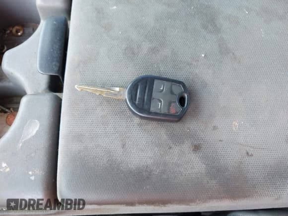 ✅ 2014 Ford F-250 XL • VIN: 1FT7X2B62EEA91113 • Lot: 42558495. Listed on IAAI with 313,661 mi. Free auction sales archive from the USA and detailed vehicle history report at DreamBid. Image 11.