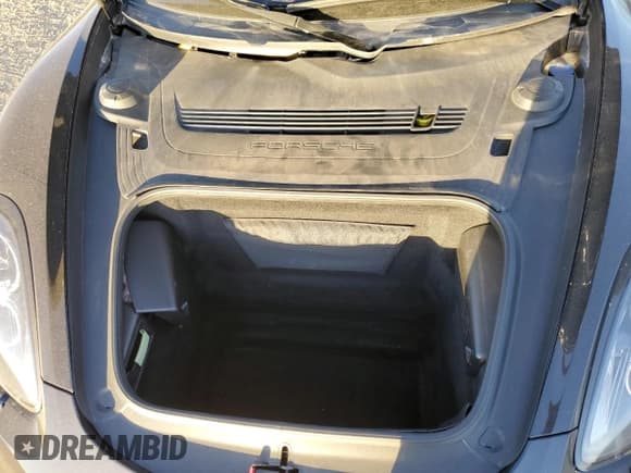 ✅ 2013 Porsche Boxster S • VIN: WP0CB2A8XDS132331 • Lot: 72467644. Wystawiony na Copart z przebiegiem 57 156 mil. Bezpłatny archiwum sprzedaży aukcyjnych z USA i szczegółowy raport historii pojazdu na DreamBid. Zdjęcie 11.