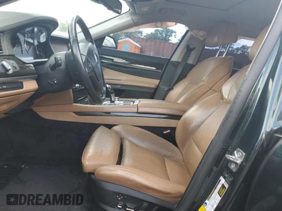 ✅ 2010 BMW 7 Series 750Li • VIN: WBAKB8C5XACY64284 • Lot: 64089225. Listed on Copart with 160,639 mi. Free auction sales archive from the USA and detailed vehicle history report at DreamBid. Image 7.