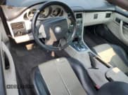 ✅ 1998 Mercedes-Benz SLK 230/320 • VIN: WDBKK47F6WF012128 • Лот: 67912285. Опубликован ранее на Copart с пробегом 155 584 миль. Бесплатный доступ к архиву аукционных продаж из США и подробный отчёт об истории автомобиля на DreamBid. Изображение 8.