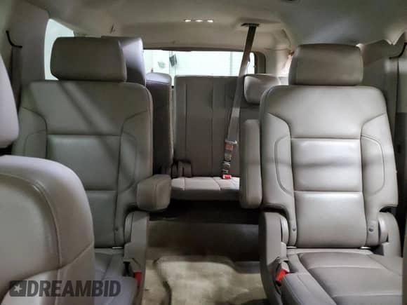 2015 Chevrolet Suburban LTZ z VIN 1GNSKKKC1FR734292, wystawiony jako Copart lot #69274444 z przebiegiem 78 973 mil mil oraz Szkoda całkowita • Salvage title. Historia ofert i sprzedaży dostępna na DreamBid. Obrazek 10.