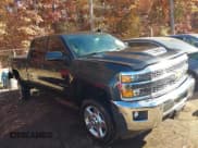✅ 2019 Chevrolet Silverado 2500HD LT • VIN: 1GC1KSEY1KF185426 • Лот: 40644945. Опубликован ранее на IAAI с пробегом 111 476 миль. Бесплатный доступ к архиву аукционных продаж из США и подробный отчёт об истории автомобиля на DreamBid. Изображение 1.