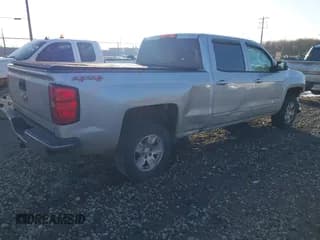 ✅ 2016 Chevrolet Silverado 1500 LT • VIN: 1GCUKREC3GF210666 • Lot: 43638489. Wystawiony na IAAI z przebiegiem 198 047 mil. Bezpłatny archiwum sprzedaży aukcyjnych z USA i szczegółowy raport historii pojazdu na DreamBid. Zdjęcie 4.