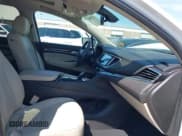 ✅ 2021 Buick Enclave Premium • VIN: 5GAEVBKW8MJ266176 • Lot: 42999987. Wystawiony na IAAI z przebiegiem 29 294 mil. Bezpłatny archiwum sprzedaży aukcyjnych z USA i szczegółowy raport historii pojazdu na DreamBid. Zdjęcie 5.