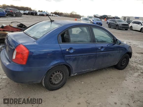 ✅ 2010 Hyundai Accent GLS • VIN: KMHCN4AC0AU460571 • Лот: 84666324. Опубликован ранее на Copart с пробегом 275 989 миль. Бесплатный доступ к архиву аукционных продаж из США и подробный отчёт об истории автомобиля на DreamBid. Изображение 3.