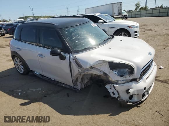 ✅ 2011 MINI Countryman S • VIN: WMWZC3C51BWM25988 • Lot: 80137015. Wystawiony na Copart z przebiegiem 154 492 mil. Bezpłatny archiwum sprzedaży aukcyjnych z USA i szczegółowy raport historii pojazdu na DreamBid. Zdjęcie 4.