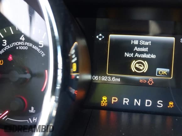 ✅ 2015 Ford Mustang V6 • VIN: 1FA6P8AMXF5372761 • Лот: 43551438. Опубликован ранее на IAAI с пробегом 61 923 миль. Бесплатный доступ к архиву аукционных продаж из США и подробный отчёт об истории автомобиля на DreamBid. Изображение 16.