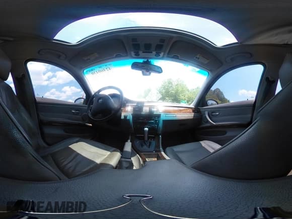 ✅ 2006 BMW 3 Series 325i • VIN: WBAVB13596KX65960 • Лот: 42460430. Опубликован ранее на IAAI с пробегом 331 860 миль. Бесплатный доступ к архиву аукционных продаж из США и подробный отчёт об истории автомобиля на DreamBid. Изображение 19.