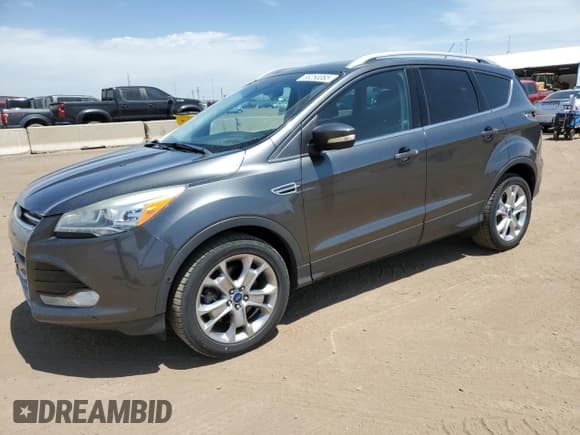 ✅ 2015 Ford Escape Titanium • VIN: 1FMCU9J91FUB72585 • Lot: 58250065. Wystawiony na Copart z przebiegiem 120 869 mil. Bezpłatny archiwum sprzedaży aukcyjnych z USA i szczegółowy raport historii pojazdu na DreamBid. Zdjęcie 1.