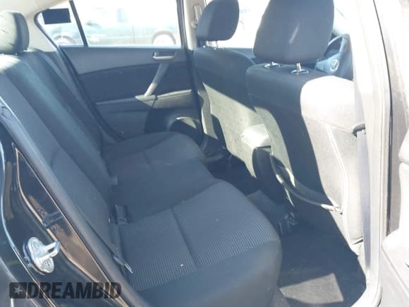 ✅ 2013 Mazda 3 i SV • VIN: JM1BL1TF4D1764570 • Lot: 43820862. Listed on IAAI with 171,826 mi. Free auction sales archive from the USA and detailed vehicle history report at DreamBid. Image 8.