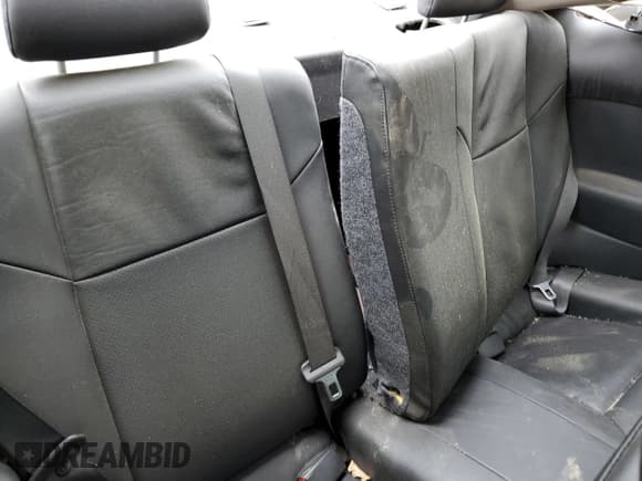 ✅ 2007 Pontiac G5 GT • VIN: 1G2AN15B777277773 • Lot: 50402865. Wystawiony na Copart z przebiegiem 159 203 mil. Bezpłatny archiwum sprzedaży aukcyjnych z USA i szczegółowy raport historii pojazdu na DreamBid. Zdjęcie 10.