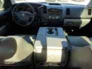 ✅ 2013 Toyota Tundra • VIN: 5TFRU5F14DX030463 • Lot: 91009735. Wystawiony na Copart z przebiegiem 321 985 mil. Bezpłatny archiwum sprzedaży aukcyjnych z USA i szczegółowy raport historii pojazdu na DreamBid. Zdjęcie 8.