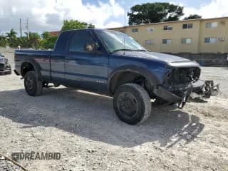 ✅ 2000 Chevrolet S-10 LS ZR2 • VIN: 1GCCT19W3Y8200157 • Лот: 78372114. Опубликован ранее на Copart с пробегом Не указан. Бесплатный доступ к архиву аукционных продаж из США и подробный отчёт об истории автомобиля на DreamBid. Изображение 4.