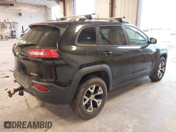 ✅ 2014 Jeep Cherokee Trailhawk • VIN: 1C4PJMBB1EW104938 • Лот: 43736578. Опубликован ранее на IAAI с пробегом 184 413 миль. Бесплатный доступ к архиву аукционных продаж из США и подробный отчёт об истории автомобиля на DreamBid. Изображение 4.