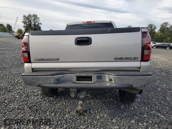 ✅ 2005 Chevrolet Silverado 2500HD LT • VIN: 1GCHK29255E277525 • Lot: 81820165. Listed on Copart with 116,723 mi. Free auction sales archive from the USA and detailed vehicle history report at DreamBid. Image 6.