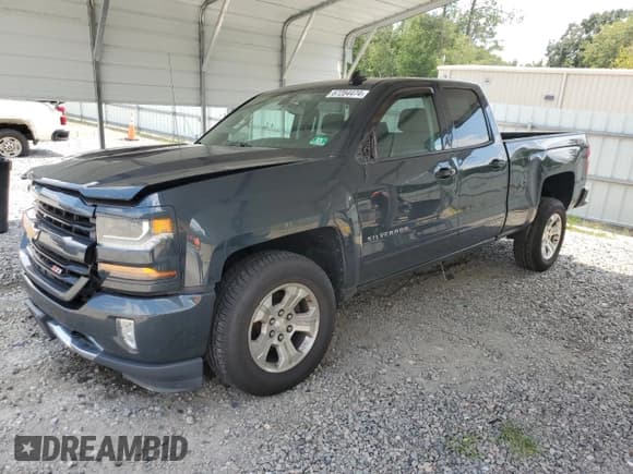 ✅ 2018 Chevrolet Silverado 1500 LT • VIN: 1GCVKRECXJZ159693 • Лот: 67284474. Опубликован ранее на Copart с пробегом 102 422 миль. Бесплатный доступ к архиву аукционных продаж из США и подробный отчёт об истории автомобиля на DreamBid. Изображение 1.