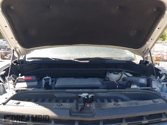 ✅ 2020 Chevrolet Silverado 1500 RST • VIN: 3GCUYEED9LG398957 • Lot: 43138680. Wystawiony na IAAI z przebiegiem Nie podano. Bezpłatny archiwum sprzedaży aukcyjnych z USA i szczegółowy raport historii pojazdu na DreamBid. Zdjęcie 10.