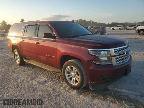 ✅ 2016 Chevrolet Suburban LS • VIN: 1GNSCGKC8GR150192 • Lot: 76995214. Wystawiony na Copart z przebiegiem 141 831 mil. Bezpłatny archiwum sprzedaży aukcyjnych z USA i szczegółowy raport historii pojazdu na DreamBid. Zdjęcie 4.