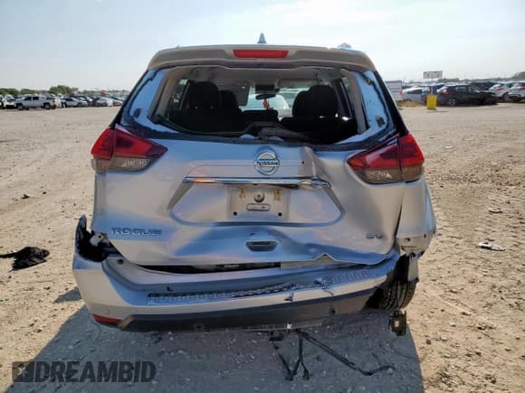 ✅ 2019 Nissan Rogue SV • VIN: 5N1AT2MTXKC768562 • Lot: 71373815. Listed on Copart with 62,559 mi. Free auction sales archive from the USA and detailed vehicle history report at DreamBid. Image 6.