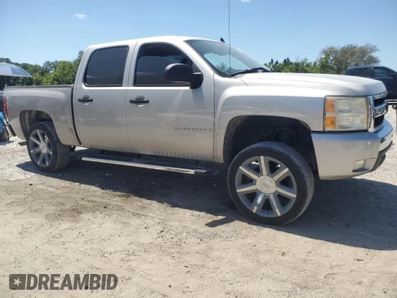 ✅ 2007 Chevrolet Silverado 1500 LTZ • VIN: 2GCEC13JX71534497 • Lot: 52520985. Listed on Copart with 179,548 mi. Free auction sales archive from the USA and detailed vehicle history report at DreamBid. Image 4.