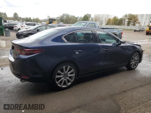 ✅ 2021 Mazda 3 Select • VIN: JM1BPBBL3M1326981 • Lot: 85912865. Listed on Copart with 52,677 mi. Free auction sales archive from the USA and detailed vehicle history report at DreamBid. Image 3.