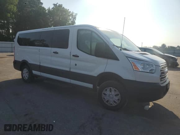 ✅ 2019 Ford Transit Passenger XL • VIN: 1FBZX2ZM4KKB54422 • Лот: 62767015. Опубликован ранее на Copart с пробегом 138 689 миль. Бесплатный доступ к архиву аукционных продаж из США и подробный отчёт об истории автомобиля на DreamBid. Изображение 4.