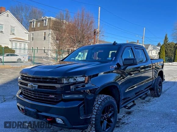 ✅ 2019 Chevrolet Silverado 1500 LT Trail Boss • VIN: 1GCPYFED4KZ408196 • Lot: 95799425. Wystawiony na Copart z przebiegiem 140 512 mil. Bezpłatny archiwum sprzedaży aukcyjnych z USA i szczegółowy raport historii pojazdu na DreamBid. Zdjęcie 2.