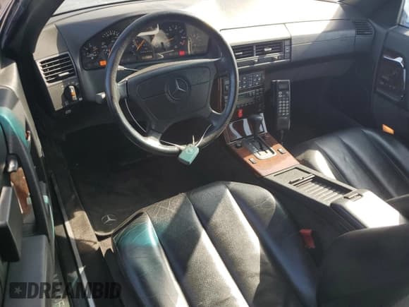 ✅ 1994 Mercedes-Benz SL • VIN: WDBFA63E2RF087989 • Lot: 85146934. Listed on Copart with 40,988 mi. Free auction sales archive from the USA and detailed vehicle history report at DreamBid. Image 8.