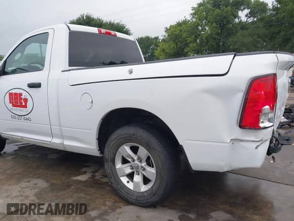 2022 Ram 1500 Tradesman с VIN 3C6JR6AT9NG210824, выставлен на аукционе IAAI как лот 42161290 с пробегом 61 371 миль миль и . История ставок и продаж доступна на DreamBid. Изображение 21.