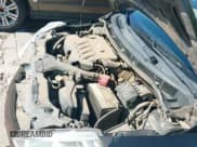 ✅ 2011 Nissan Versa SL • VIN: 3N1BC1CP2BL424738 • Lot: 43479250. Wystawiony na IAAI z przebiegiem 166 029 mil. Bezpłatny archiwum sprzedaży aukcyjnych z USA i szczegółowy raport historii pojazdu na DreamBid. Zdjęcie 12.