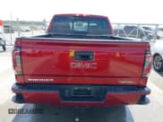 ✅ 2018 GMC Sierra 1500 Denali • VIN: 3GTP1PEC8JG525439 • Lot: 42155109. Wystawiony na IAAI z przebiegiem 73 965 mil. Bezpłatny archiwum sprzedaży aukcyjnych z USA i szczegółowy raport historii pojazdu na DreamBid. Zdjęcie 17.