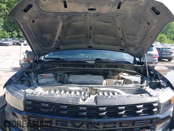 ✅ 2021 Chevrolet Silverado 1500 Custom Trail Boss • VIN: 1GCPYCEFXMZ215375 • Lot: 42532242. Wystawiony na IAAI z przebiegiem 190 632 mil. Bezpłatny archiwum sprzedaży aukcyjnych z USA i szczegółowy raport historii pojazdu na DreamBid. Zdjęcie 10.