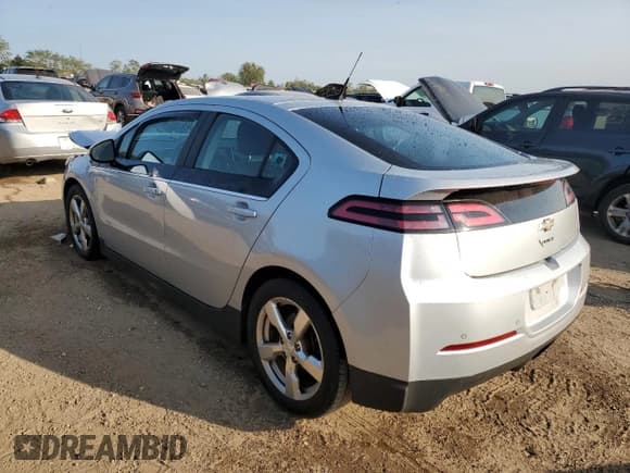 ✅ 2014 Chevrolet Volt • VIN: 1G1RA6E46EU172321 • Lot: 70772304. Wystawiony na Copart z przebiegiem 72 158 mil. Bezpłatny archiwum sprzedaży aukcyjnych z USA i szczegółowy raport historii pojazdu na DreamBid. Zdjęcie 2.