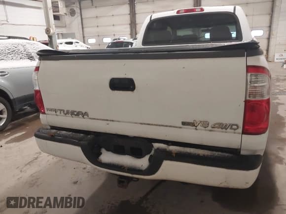 ✅ 2006 Toyota Tundra Limited • VIN: 5TBDT48146S525123 • Lot: 43803235. Listed on IAAI with 170,103 mi. Free auction sales archive from the USA and detailed vehicle history report at DreamBid. Image 16.