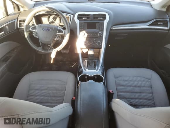 ✅ 2016 Ford Fusion S Hybrid • VIN: 3FA6P0UU5GR188114 • Lot: 87001665. Wystawiony na Copart z przebiegiem 162 112 mil. Bezpłatny archiwum sprzedaży aukcyjnych z USA i szczegółowy raport historii pojazdu na DreamBid. Zdjęcie 8.