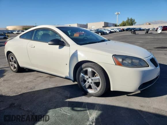 ✅ 2007 Pontiac G6 GT • VIN: 1G2ZH18N274260784 • Lot: 86267525. Wystawiony na Copart z przebiegiem 196 886 mil. Bezpłatny archiwum sprzedaży aukcyjnych z USA i szczegółowy raport historii pojazdu na DreamBid. Zdjęcie 4.