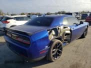 ✅ 2019 Dodge Challenger SXT • VIN: 2C3CDZAG6KH621389 • Lot: 40238453. Wystawiony na Copart z przebiegiem 22 268 mil. Bezpłatny archiwum sprzedaży aukcyjnych z USA i szczegółowy raport historii pojazdu na DreamBid. Zdjęcie 3.