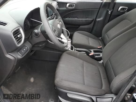 ✅ 2021 Hyundai Venue SE • VIN: KMHRB8A33MU075472 • Lot: 73793224. Listed on Copart with 42,892 mi. Free auction sales archive from the USA and detailed vehicle history report at DreamBid. Image 7.