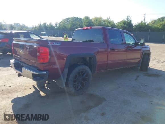 ✅ 2014 Chevrolet Silverado 1500 LT • VIN: 3GCUKREC5EG238870 • Лот: 43215442. Опубликован ранее на IAAI с пробегом 239 475 миль. Бесплатный доступ к архиву аукционных продаж из США и подробный отчёт об истории автомобиля на DreamBid. Изображение 4.
