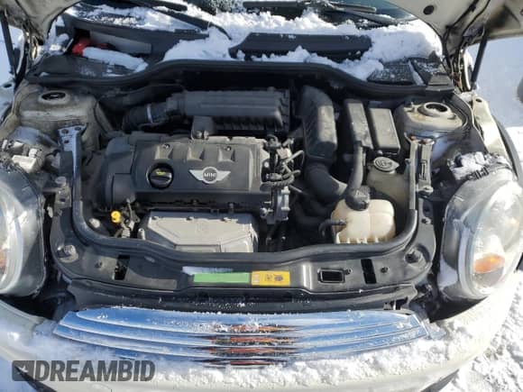 2011 MINI Hardtop with VIN WMWSU3C55BTX95535, listed as a Copart auction lot 44183835 with 105,491 mi miles and Clean title. Bid and sale history available at DreamBid. Image 11.